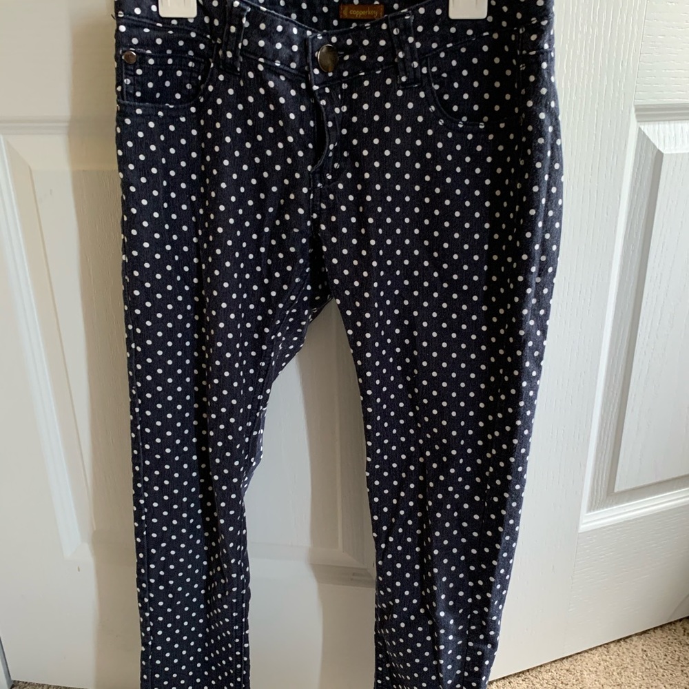 Three quarter polka dot pants